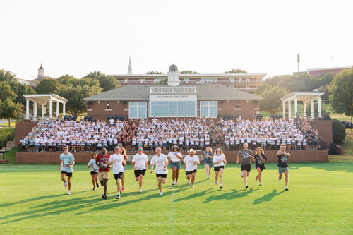 crowd picture of college students at SWAT event