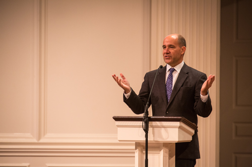 Picture of Matthew Dowd speaking at DBU.