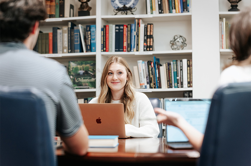 best-tips-to-prepare-your-dorm-room-lead