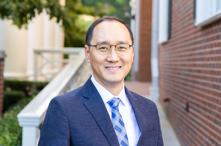 headshot of Dr. Dongjae Jun